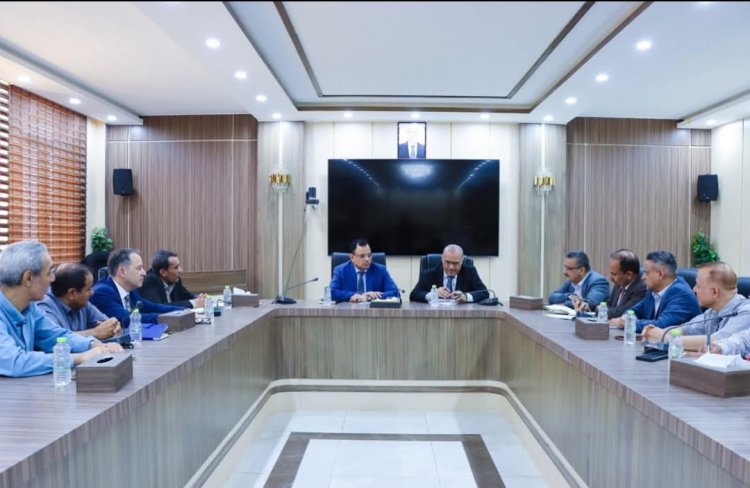 باذيب والسقطري يناقشان مشروع سُبل المعيشة الريفية مع ايفاد والفاو والصندوق الاجتماعي