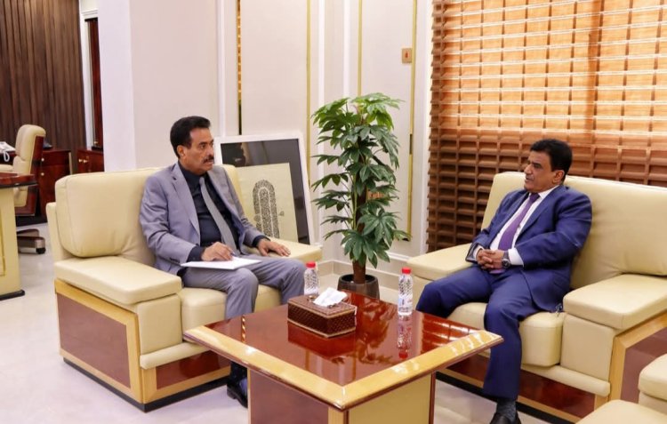 وزير النفط والمعادن يبحث آفاق التعاون النفطي بين بلادنا و إندونيسيا