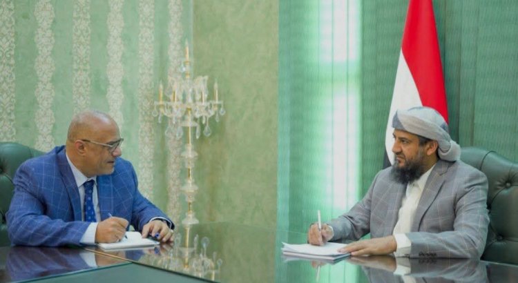 ‏المحرّمي يبحث مع الوزير باذيب استراتيجية تطوير الأداء المؤسسي في قطاعي التخطيط والاتصالات