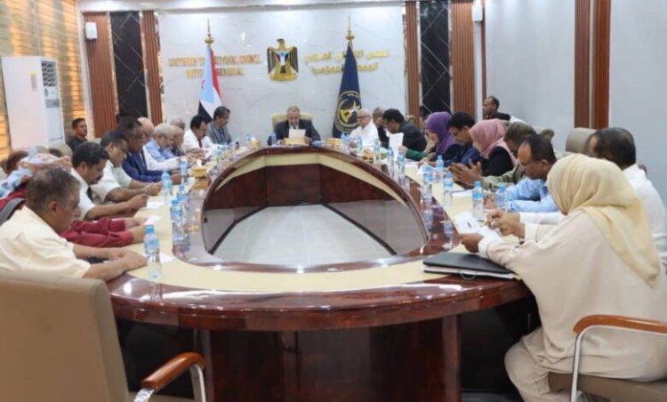 مجلس المستشارين يقف أمام الوضع السياسي والأمني في الجنوب