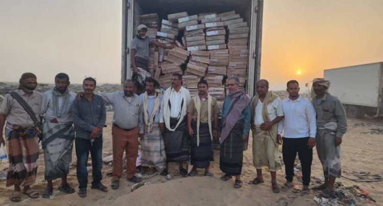 بتوجيهات محافظ شبوة.. إتلاف 4200 كرتون دجاج مجمد غير صالح للاستهلاك الآدمي بمدينة عتق