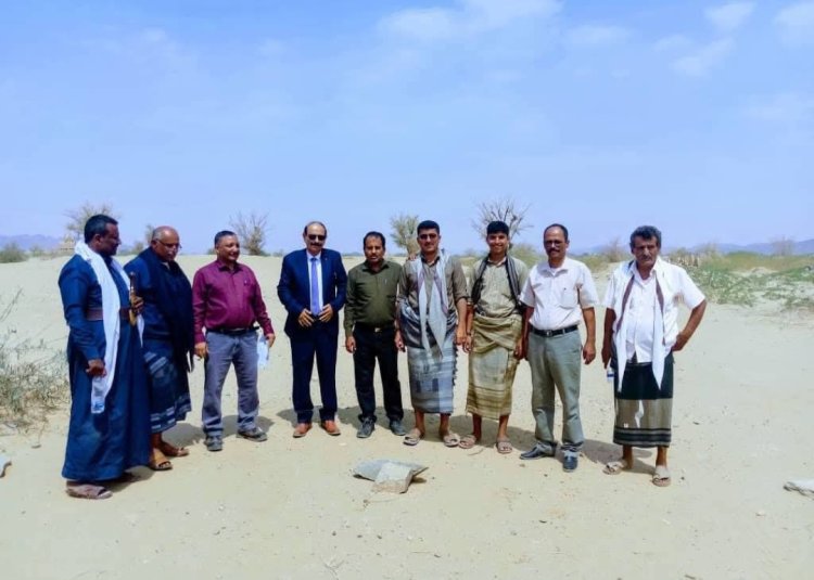 برعاية محافظ شبوة وبتمويل كويتي.. تسليم موقع مشروع تعزيز مياه مدينة نصاب