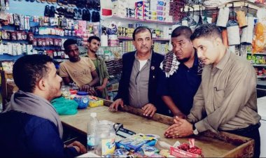 قيادة انتقالي أبين والسلطة المحلية تنفذان حملة رقابية شاملة لضبط الأسعار في أسواق زنجبار وجعار