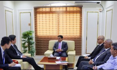 وزير النفط والمعادن يبحث مع القائم بأعمال السفارة الصينية فرص الاستثمار وتطوير التعاون في قطاع النفط والطاقة