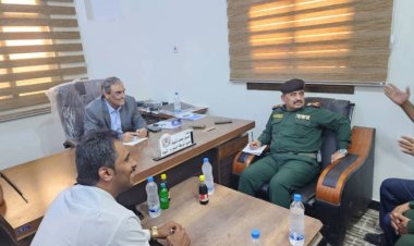 شرطة محافظة شبوة تتخذ خطوات للمساهمة في تنظيم حركة المرور وتقليل حوادث السير بمدينة عتق