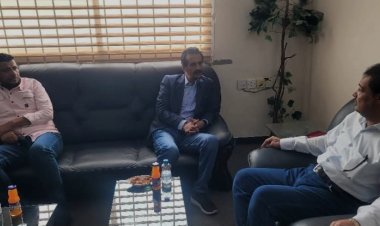 وكيل وزارة النفط والمعادن يتفقد فرع هيئة المساحة الجيولوجية ومكتب النفط بحضرموت