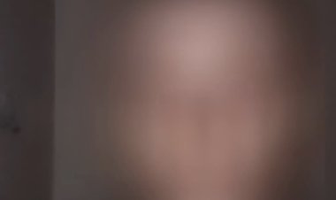 أمن العاصمة عدن يضبط متهم بسرقة "باص دباب" بمديرية خورمكسر.