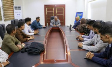 الوزير باذيب يطلع على سير العمل في المؤسسة العامة للاتصالات ويتفقد نشاط شركة "تيليمن"