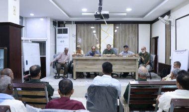 اجتماع أمني موسع برئاسة العميد أبو بكر جبر نائب مدير عام شرطة عدن لمناقشة تطوير أداء البحث الجنائي وتعزيز التنسيق الميداني