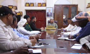 المكتب التنفيذي بسقطرى يعقد اجتماعه الدوري برئاسة المحافظ الثقلي ويستعرض نتائج زيارته للإمارات وعدن