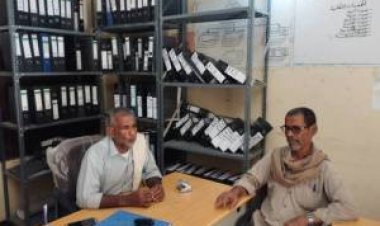 انتقالي خنفر يتفقد مكتب الشؤون الاجتماعية والعمل بالمديرية