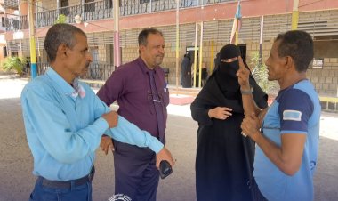 انتقالي العاصمة عدن يتفقد المخيمات الصيفية استعدادًا للحفل الختامي