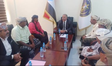 الربيزي يستقبل وفدًا من مشايخ محافظة أرخبيل سقطرى في العاصمة عدن