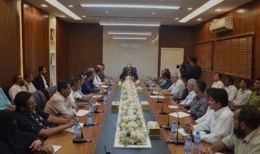 محافظ حضرموت : التعليم مشروع وطني لبناء المستقبل  والتنمية الحقيقية تبدأ من الفصل الدراسي