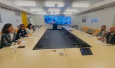 وزير المياه يشارك في الجلسات التفاوضية للدورة الخامسة للبلاستيك ويبحث مع مفوضية اللاجئين مواجهة آثار التغيرات المناخية