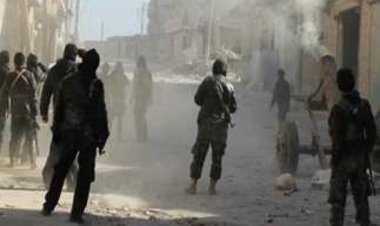 اشتباكات عنيفة بين قوات الأمن السورية وفصائل مسلحة