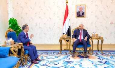 الرئيس الزُبيدي يبحث مع سفير جمهورية ليبيا سُبل تعزيز التعاون الثنائي في المجالات الاقتصادية والتنموية