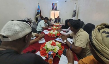 تنفيذية انتقالي سقطرى تستعرض تحضيرات إطلاق المخيم الصيفي لشباب الجنوب بالمحافظة