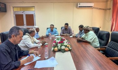 وزارة الزراعة والأسماك تعقد اجتماعاً موسعاً لمواجهة مخاطر الصيد الجائر في سقطرى