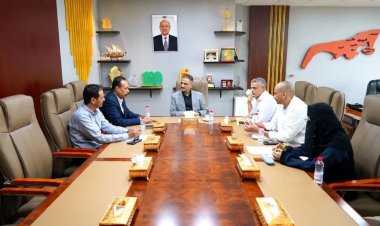 لملس والعقربي يناقشان مصفوفة مشاريع الطرق في العاصمة المؤقتة عدن