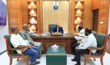 المحافظ بن ماضي  يلتقي قيادة الاتحاد العام لنقابات عمال حضرموت