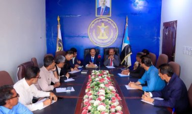 فريق التوجيه والرقابة الرئاسي يصل شبوة ويلتقي بالهيئة التنفيذية لانتقالي المحافظة