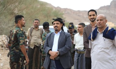 محافظ حضرموت يصل سيئون ويتفقد أضرار السيول في مديريات دوعن ووادي العين حورة والقطن وشبام وسيئون ويؤكد على رفع الجاهزية لمواجهة تداعيات المنخفض الجوي