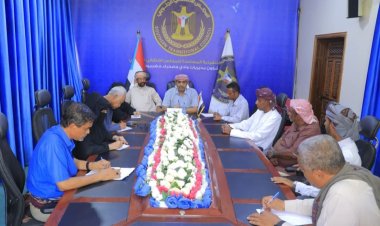 انتقالي وادي وصحراء حضرموت يستعرض الأضرار التي خلفها المنخفض الجوي في المديريات