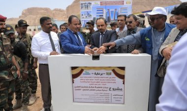 محافظ حضرموت ينفذ جولة تفقدية حافلة بمديرية القطن ويوجه ويتفقد مشاريعًا حيوية