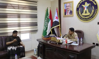 العميد المحمدي يلتقي مدير عام مكتب السياحة بساحل حضرموت