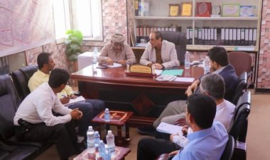 محافظة شبوة تتخذ إجراءات طارئة للحد من مخاطر السيول