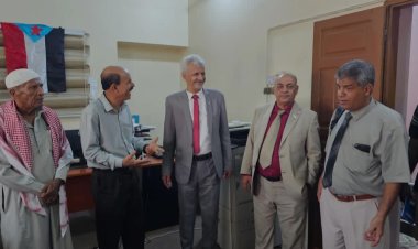 فريق التوجيه والرقابة الرئاسي يطلع على نشاط فرق العمل في منسقية المجلس بجامعة حضرموت