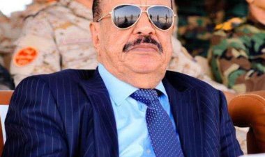 اللواء بن بريك يُعزّي في وفاة العميد ركن سالم عمر باشادي ‏