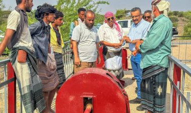 لجنة وزارة الزراعة والأسماك تنفذ نزول ميداني إلى المناطق التي تعرضت لأضرار سيول استثنائية في عدن ولحج للوقوف على أهم الأسباب التي ضاعفت من حجم الكارثة