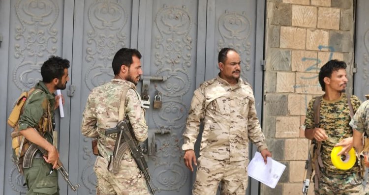 قوات الحزام الأمني  بالضالع تنفذ حملة أمنية لضبط الأسعار في الأسواق