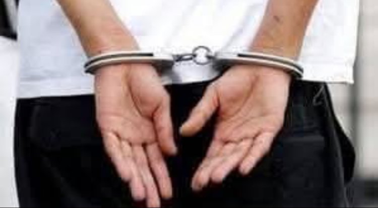 نقطة أمنية بمديرية سيئون تابعة لفرع شرطة الدوريات وأمن الطرق تضبط متهم بمقاومة السلطات بحوزته أدوات تعاطي مادة الشبو المخدر