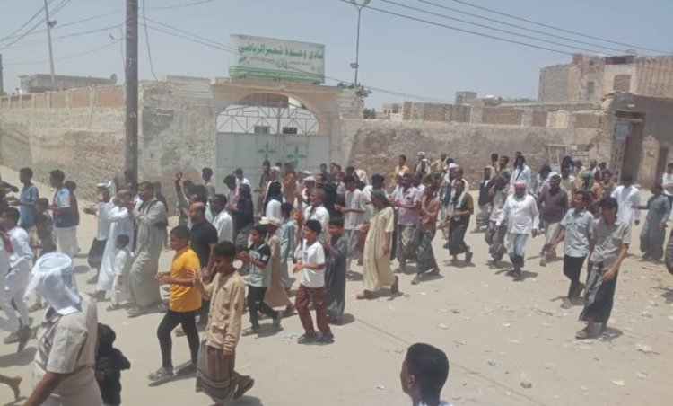 مسيرة سلمية في شحير تضامنًا مع تريم وتنديدًا بالانتهاكات العسكرية