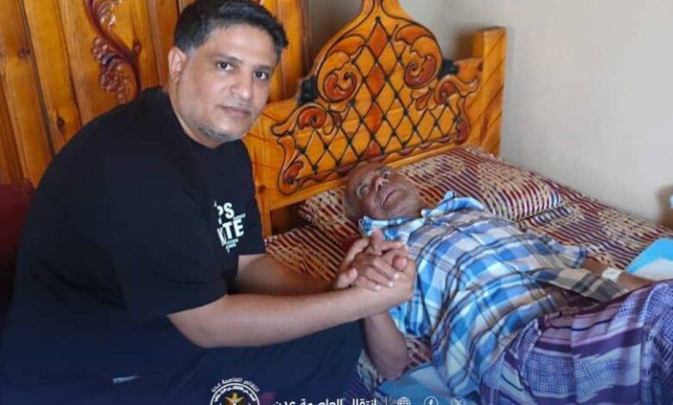 انتقالي العاصمة عدن يطمئن على صحة مستشار اتحاد ألعاب القوى