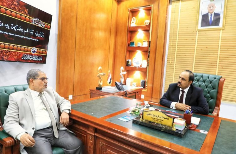 المحافظ بن ماضي يطلع على استعدادات جامعة حضرموت للعام الجامعي الجديد