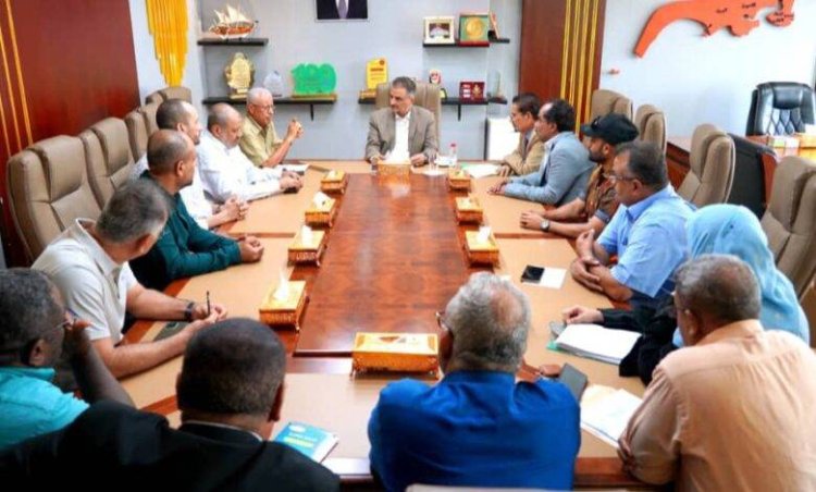 محافظ العاصمة عدن يؤكد دعم السلطة المحلية للمشاريع الاستراتيجية