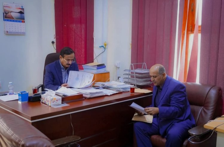 محافظ شبوة يؤكد على أهمية المسوحات الإحصائية في بناء قواعد بيانات محدثة