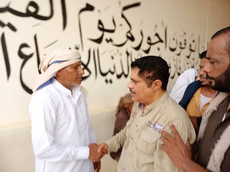 رئيس تنفيذية انتقالي حضرموت يشارك في تشييع جثمان الفقيد التميمي وينقل تعازي الرئيس الزُبيدي