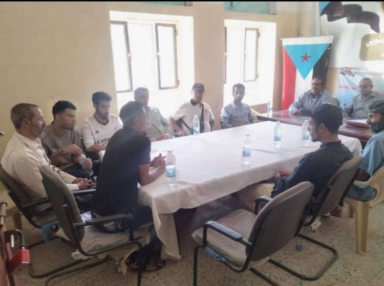 انتقالي جحاف يعقد لقاءً موسعًا مع ممثلي الفرق الرياضية بالمديرية