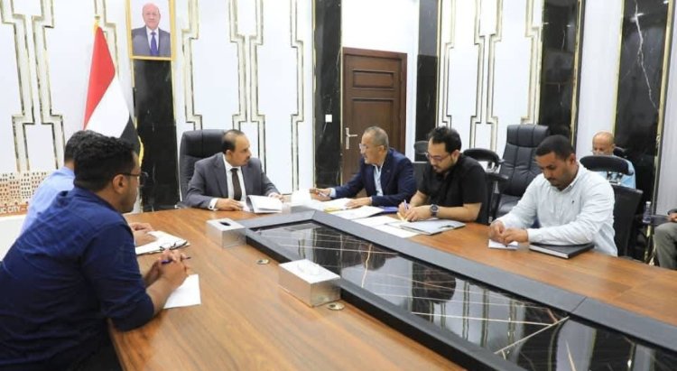 المحافظ بن ماضي يقف على تحضيرات إطلاق خطة التنمية الاقتصادية والاجتماعية لمحافظة حضرموت 2025 - 2029