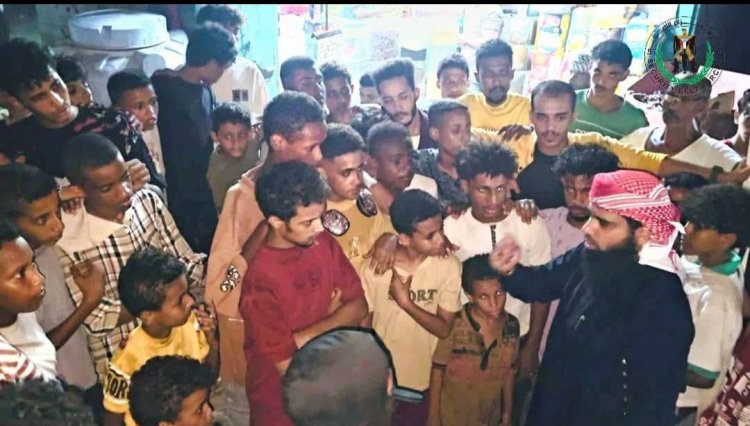 المقدم الجعدني ينفذ نزولات ميدانية للتوعية بمخاطر المخدرات في العاصمة عدن