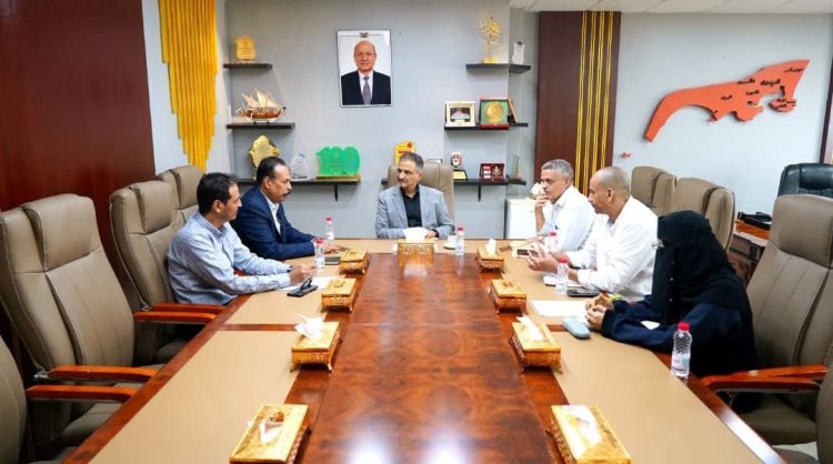 لملس والعقربي يناقشان مصفوفة مشاريع الطرق في العاصمة المؤقتة عدن