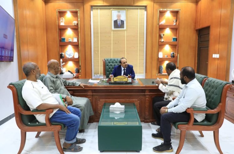 المحافظ بن ماضي  يلتقي قيادة الاتحاد العام لنقابات عمال حضرموت