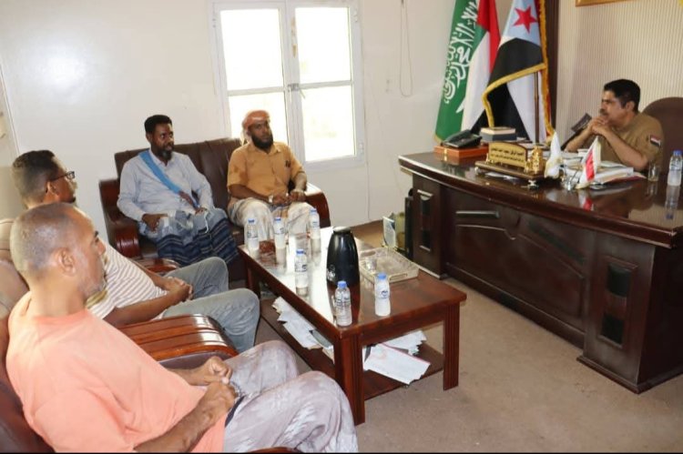 رئيس تنفيذية انتقالي حضرموت يلتقي بنقابة عمال مؤسسة المياه ويؤكد دعمه للعمل النقابي