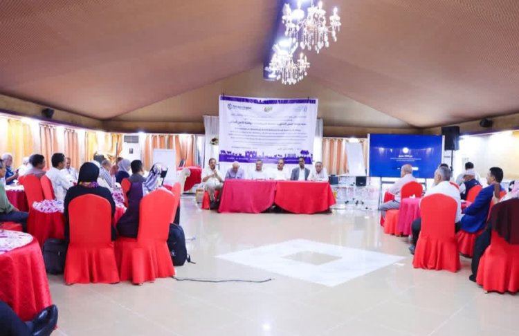 وكيل وزارة الزراعة والري يتفقد تدفق السيل من سد مقاسم الواديين بمنطقة زايدة بلحج ويوجه بتحويله للأراضي المحرومة من الري