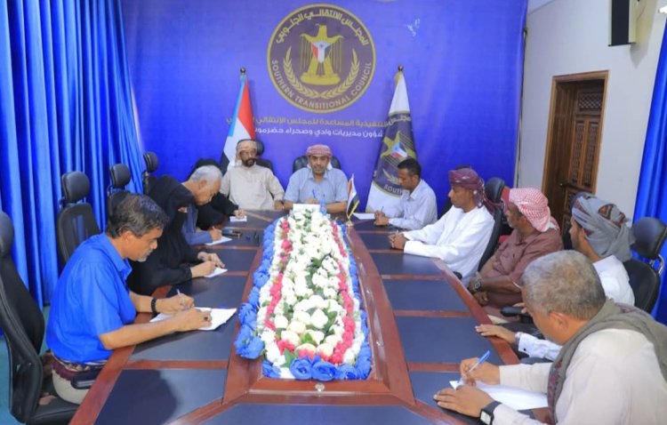 انتقالي وادي وصحراء حضرموت يستعرض الأضرار التي خلفها المنخفض الجوي في المديريات